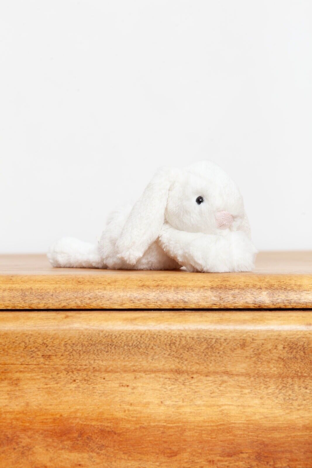 White Smudge Rabbit Jellycat Tiny White Smudge Bunny (nwot) – Ms Rudolph's