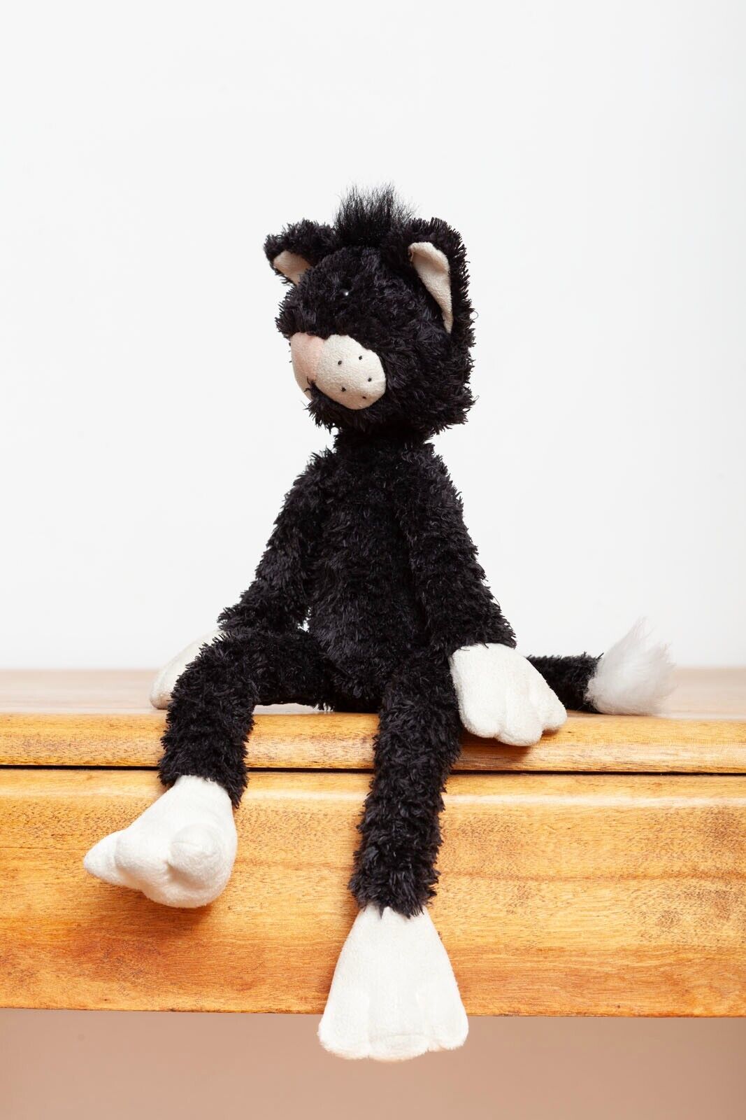 Jellycat Alley Catz & Dogz Dodger – Ms Rudolph's